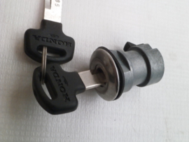 Honda Filler Lid Lock