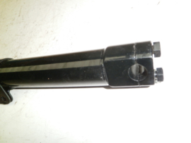 H1040  LH Fork Leg