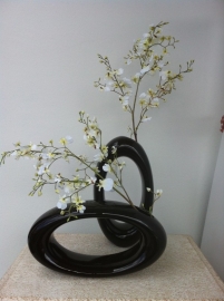 Vaas Oval verticaal met baby orchid