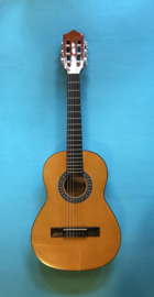 Gomez 1/2 size classic guitar