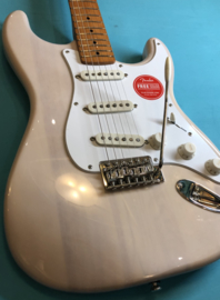 SQUIER CLASSIC VIBE STRATOCASTER See trough White