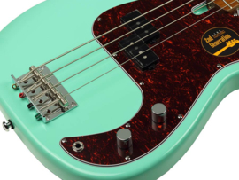 Marcus Miller Bass  P5 Mild Green