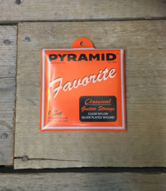 Pyramid Favorite Medium Tension