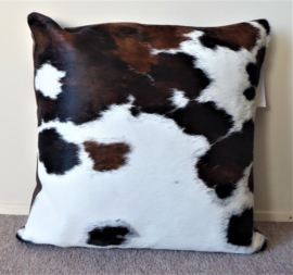 Brown-White Cowhide Cushion (501)