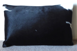 Black-White Cowhide Cushion (302)