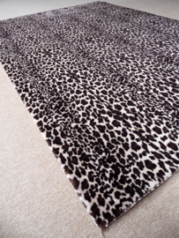 Faux Fur Leopard Rug, 160 x 230 cm