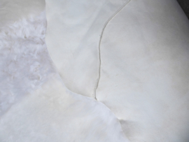 White Blizzard Sheepskin Rug, +/- 145 x 145 cm (14)