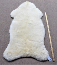 White Sheepskin L/XL (4785)
