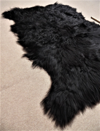 Black Icelandic Sheepskin Rug, +/- 120 x 180 cm (3)