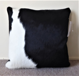 Black-White Cowhide Cushion (214)