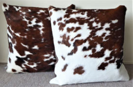 Brown-White Cowhide Cushion (79)