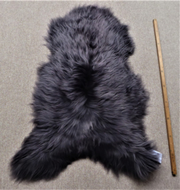 Graphite Icelandic Sheepskin M (54)