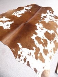 Brown-White Cowhide S (93)
