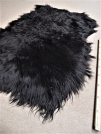 Black Icelandic Sheepskin Rug, +/- 120 x 180 cm (3)