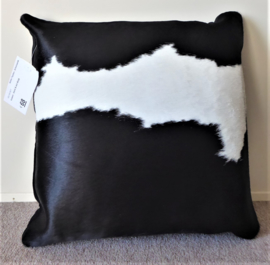 Black-White Cowhide Cushion (221)