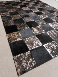 Brown-Bronze Patchwork Lasered Cowhide Rug, 200 x 300 cm