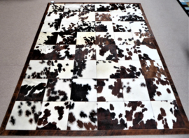 Tri-Colourred Cowhide Rug, 190 x 250 cm