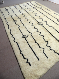 Beni Ouarain Rug - Vintage - 200 x 300 cm