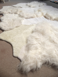 White Blizzard Sheepskin Rug, +/- 220 x 300 cm (61)
