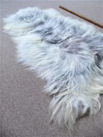 Grey Icelandic Sheepskin L/XL (71)