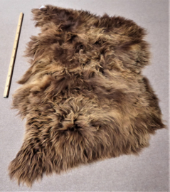 Rusty Brown Icelandic Sheepskin Rug, +/- 115 x 165 cm (30)