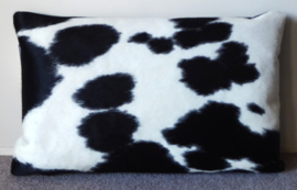 Black-White Cowhide Cushion (305)