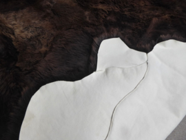Brown Sheepskin Rug, +/- 200 x 300 cm (27)