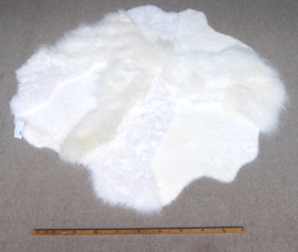 White Blizzard Sheepskin Rug, +/- 145 x 145 cm (14)