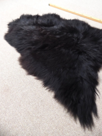 Black Icelandic Sheepskin S (25)