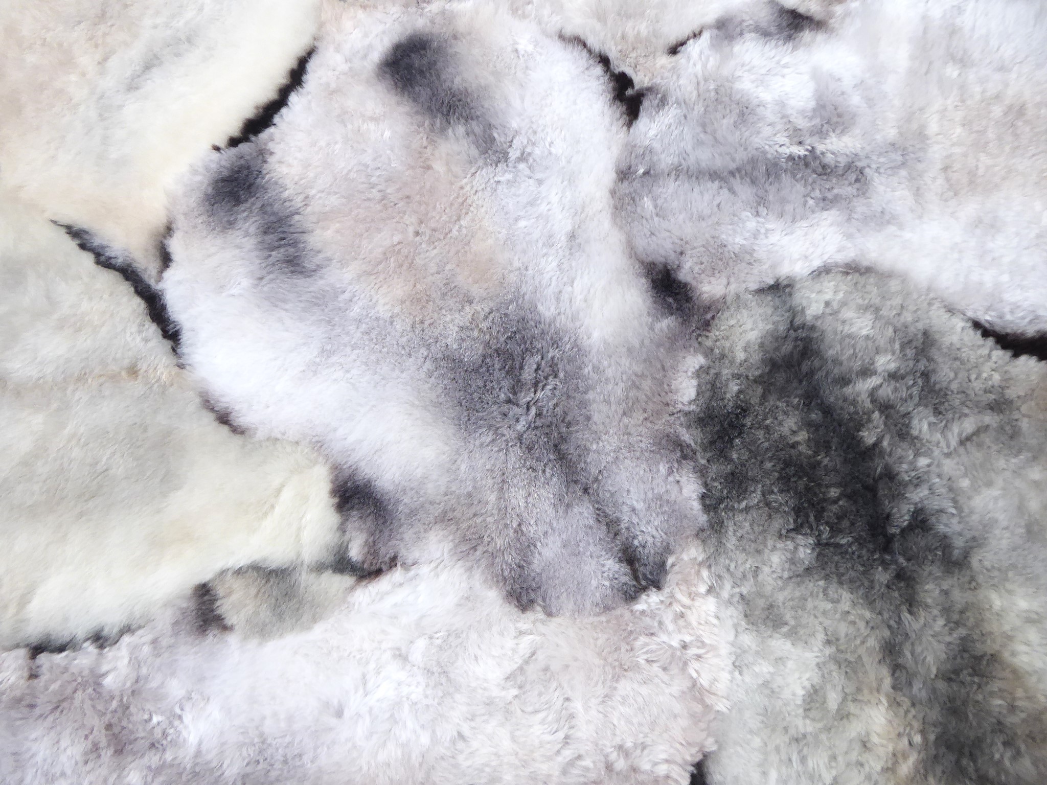 Mélange Shorn Sheepskin Rug, +/- 220 x 220 cm (6)
