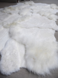 White Blizzard Sheepskin Rug, +/- 230 x 330 cm (5)