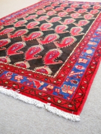 Persian Rug, 135 x 215 cm