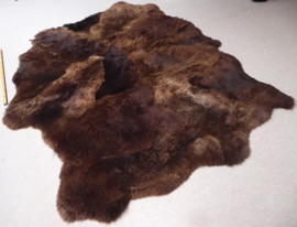Brown Sheepskin Rug, +/- 200 x 250 cm (26)