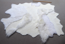 White Blizzard Sheepskin Rug, +/- 160 x 220 cm (251)