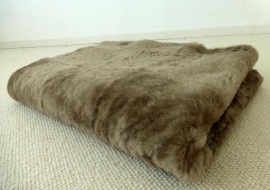 Mole Brown Shorn Sheepskin Plaid, 120 x 180 cm