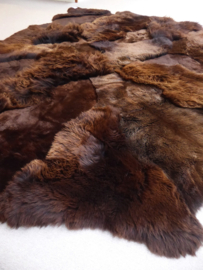 Bruin Schapenvacht tapijt, +/- 200 x 265 cm (10)