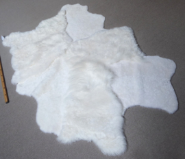 White Blizzard Sheepskin Rug, +/- 140 x 210 cm (64)