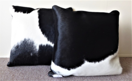 Black-White Cowhide Cushion (216)