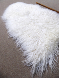 White Curly Icelandic Sheepskin L (731)