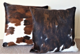Brown-White Cowhide Cushion (100)