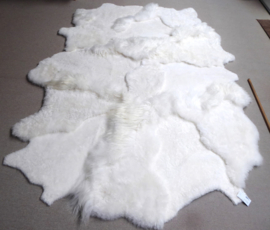 White Blizzard Sheepskin Rug, +/- 200 x 300 cm (125)