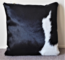 Black-White Cowhide Cushion (219)