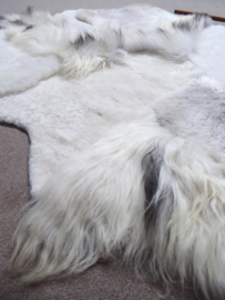 Mélange Blizzard Sheepskin Rug, +/- 140 x 190 cm (130)