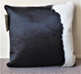 Black-White Cowhide Cushion (218)