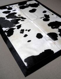 Black-White Cowhide Rug, 180 x 240 cm.