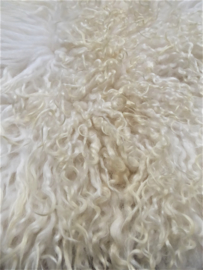 White Curly Icelandic Sheepskin M/L (4052)