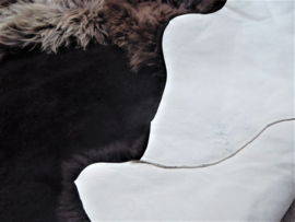 Brown Sheepskin Rug, +/- 160 x 230 cm (23)
