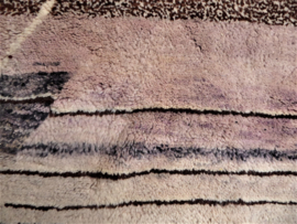 Mrirt Rug, 270 x 376 cm