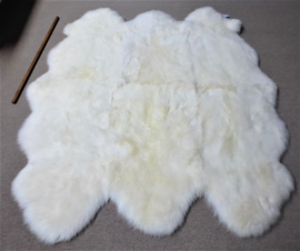 White Sheepskin Rug, Six, +/- 175 x 195 cm