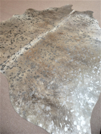 Silver on Light Beige Brindle Cowhide L/XL (7)